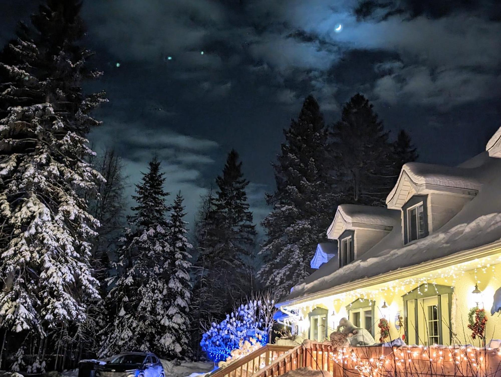 Bed and Breakfast La Tremblante Мон-Трамблан Экстерьер фото